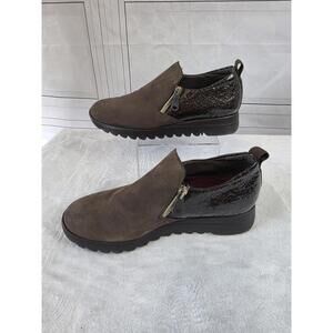 Munro Kit Loafers Brown Nubuck & Croc Embossed Patent Leather 6.5